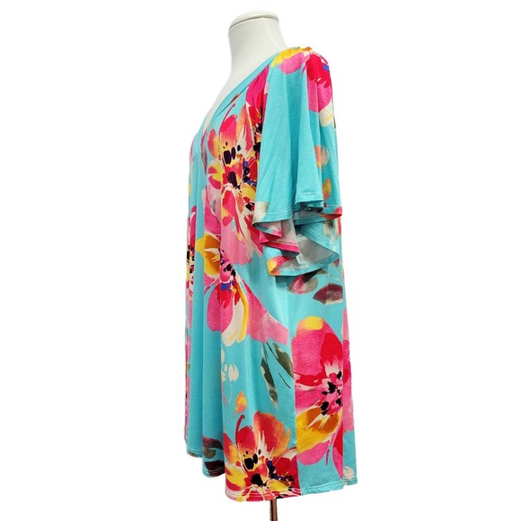 Plus size V neck Wide Sleeves Tunic Top - Picture 4 of 4